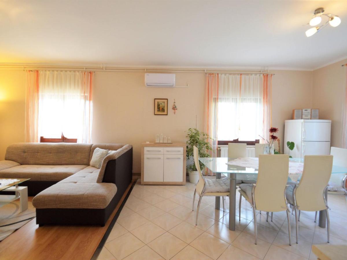 Apartment Cekic - Roj507 By Interhome กานฟานาร์ ภายนอก รูปภาพ